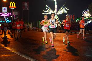 BIB: 248
                            <button type="button" onclick="openModal(16208411)" class="btn btn-primary btn-sm float-right btn-popup" data-toggle="modal" data-target=".modal-high-quality">
                        <i class="fas fa-shopping-cart"></i> Add to Cart
                    </button>
                                            <button type="button" onclick="isThisMe(16208411, true)" class="btn btn-success btn-sm float-right btn-popup btn-isme hidden" data-toggle="tooltip" data-placement="bottom" title="นี่คือรูปของคุณใช่ไหม คลิกที่นี่เพื่อเอาเข้าอัลบั้ม">
                        <i class="fas fa-plus"></i> Add to album
                    </button>
                    <button type="button" onclick="isThisMe(16208411, false)" class="btn btn-warning btn-sm float-right btn-popup btn-isnotme hidden">
                        <i class="fas fa-ban"></i> Remove from album
                    </button>